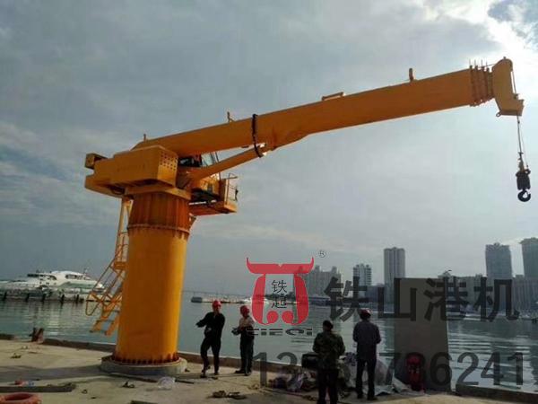 福建廈門船用起重機(jī)廠家 緊急制動(dòng)+過載保護(hù)船用起重機(jī)雙重保障